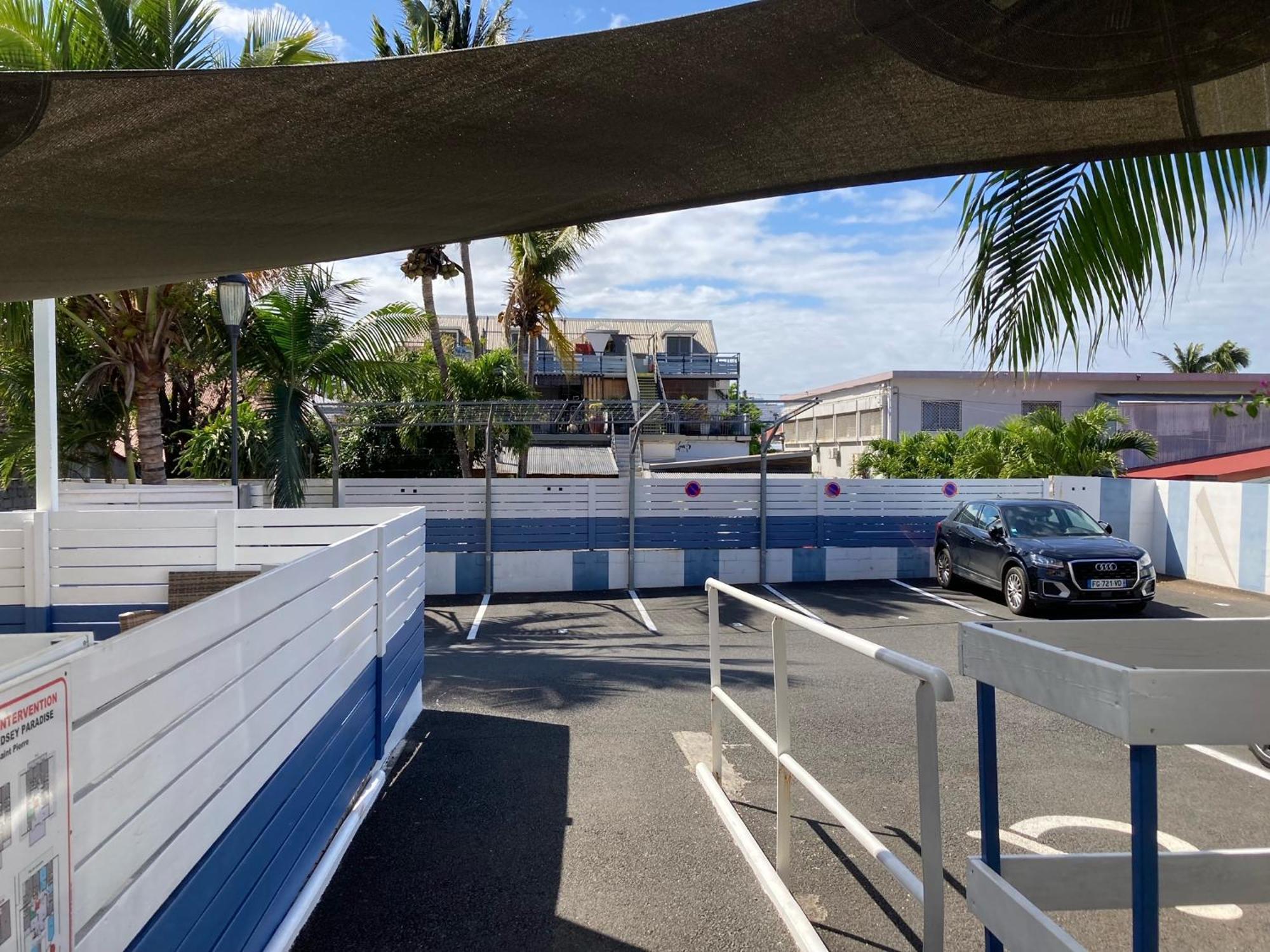 Lindsey Hôtel Saint Pierre Exterior foto